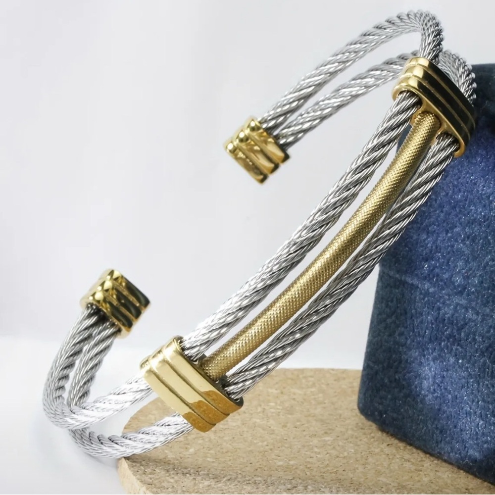 Elegant Coed Two Tone Cable Bracelet - Picture 2 of 4